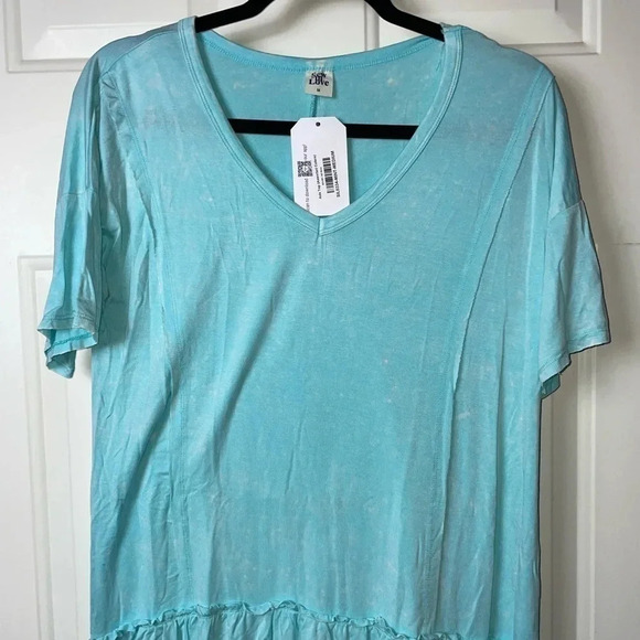 SEW‎ IN LOVE TEAL SHORT SLEEVE TOP WITH RUFFLE SIZE MEDIUM - Picture 1 of 10